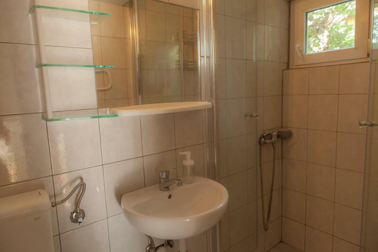 Holiday Home Domi Novi Vinodolski Ngoại thất bức ảnh