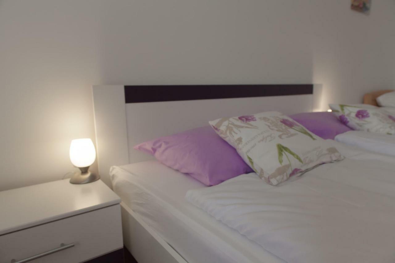 Holiday Home Domi Novi Vinodolski Ngoại thất bức ảnh
