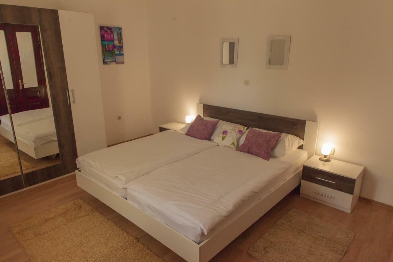 Holiday Home Domi Novi Vinodolski Ngoại thất bức ảnh